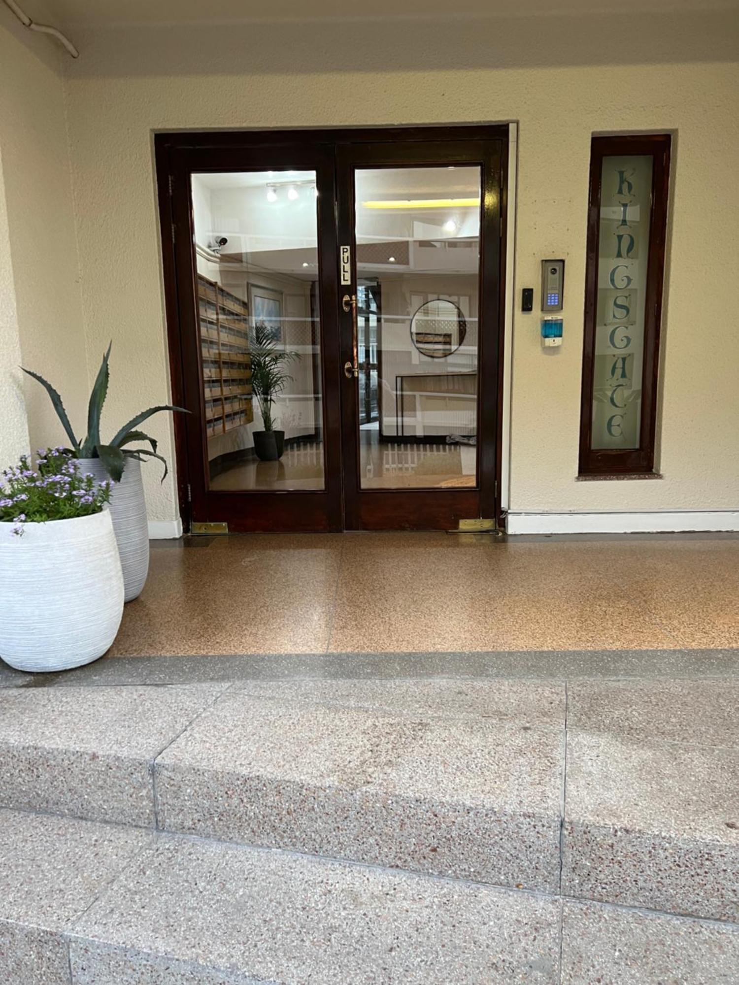 Sea Point Kingsgate No 10 Apartment Кейптаун Екстериор снимка